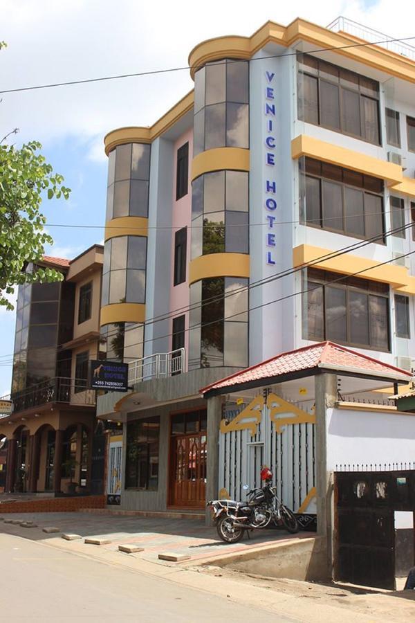 Venice Hotel Arusha Exterior foto